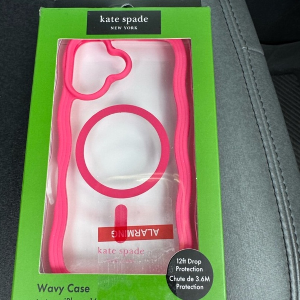 Kate Spade clear/Pink iPhone 16 WAVY Case-stylish & helps with grip🩷♠️see photos